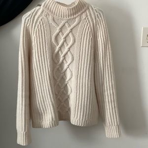 BANANA REPUBLIC CASHMERE TURTLE NECK